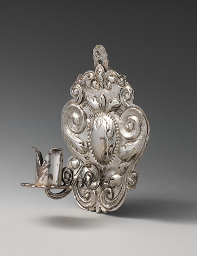 Miniature wall sconce