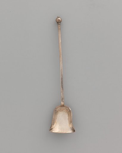 Miniature shovel
