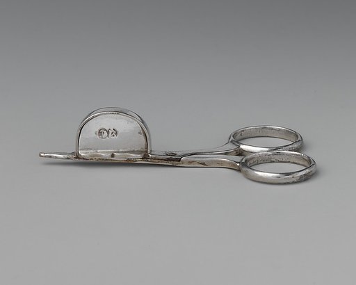 Miniature snuffers