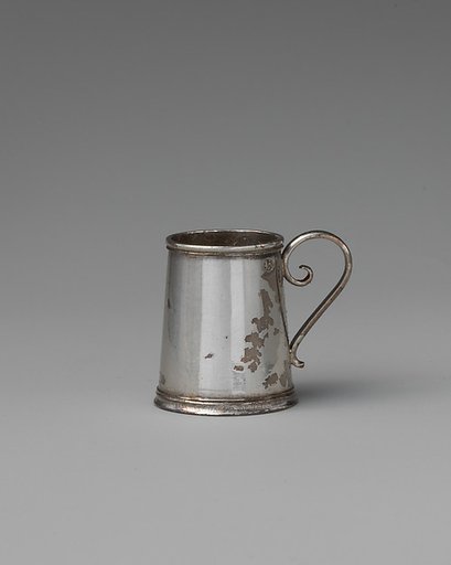 Miniature mug