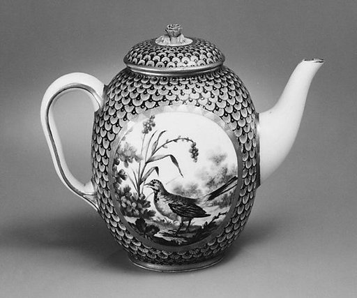 Teapot (théière calabre) (part of a service)