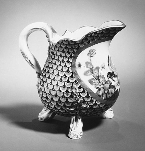 Milk jug (pot à lait à trois pieds) (part of a service)