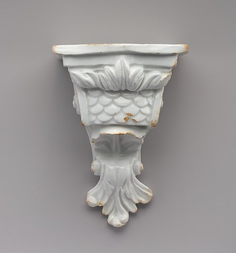 Wall bracket