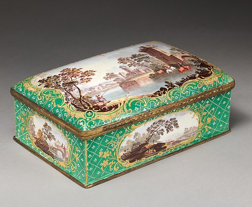 Toilet box