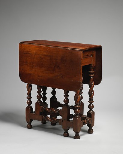 Gateleg table