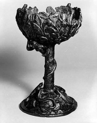 Standing bowl