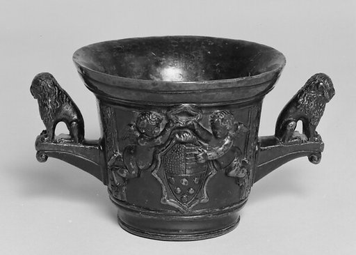 Medieval-Renaissance style mortar