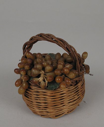 Basket of grapes