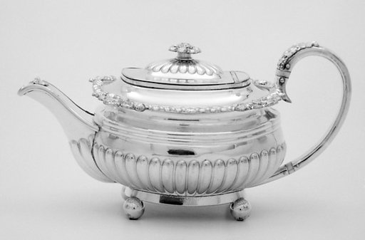 Bachelor teapot