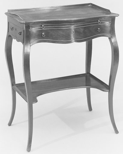 Small writing table