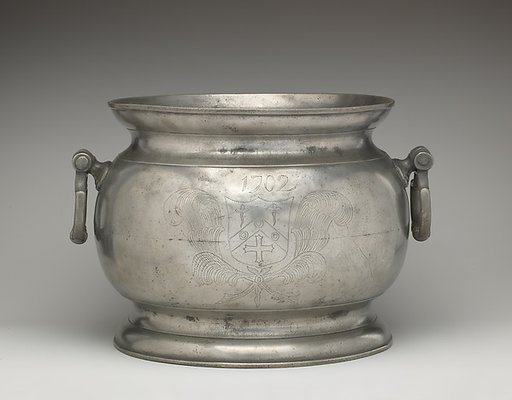 Punch bowl