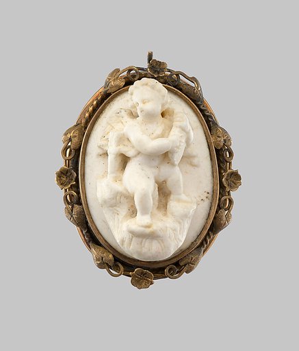 Earring (one of a pair) (part of parure)