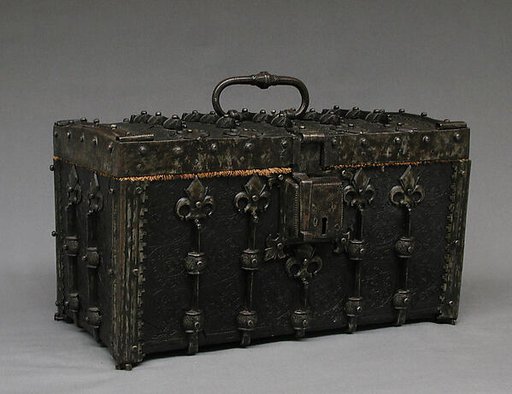 Coffer with key