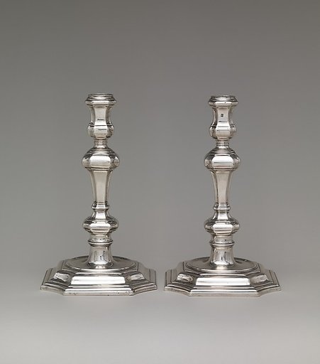 Pair of candlesticks