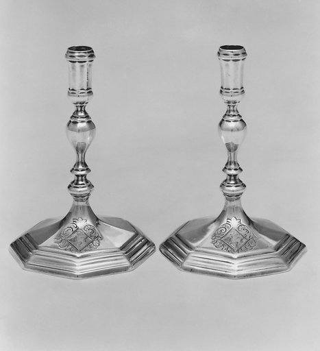 Pair of tapersticks