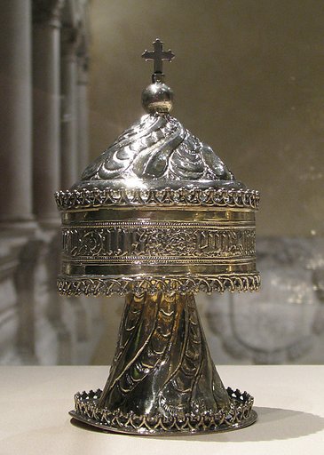 Pyx