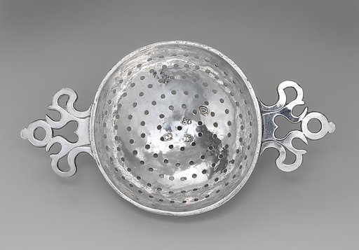 Orange strainer