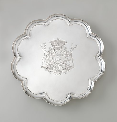 Decafoil salver