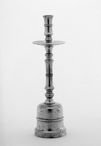 Pair of candlesticks