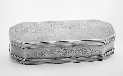 Tobacco box