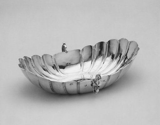 Sweetmeat dish
