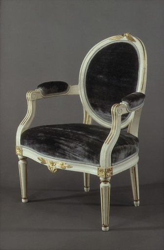 Oval-back armchair