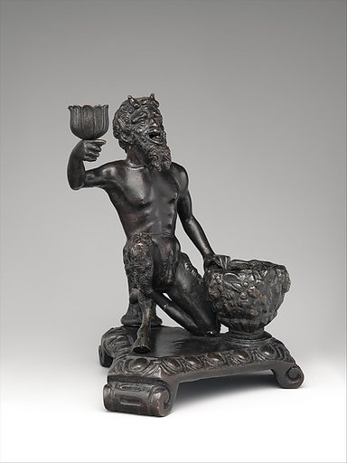 Statuette