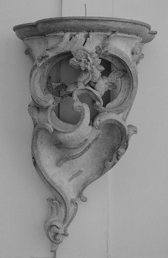 Pair of wall brackets