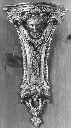 Pair of wall brackets