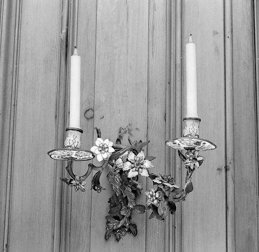 Pair of two-light wall brackets