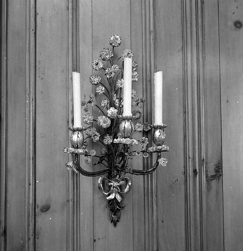 Pair of three-light wall brackets