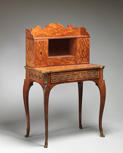 Small desk