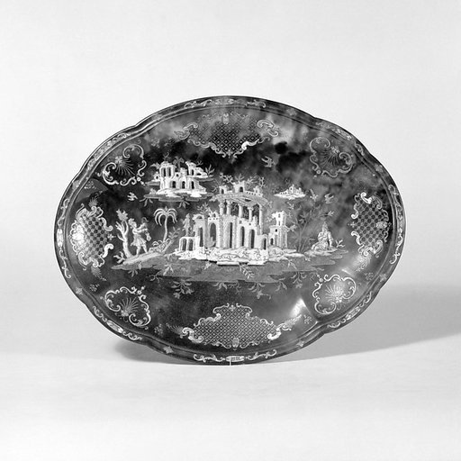 Oval tray
