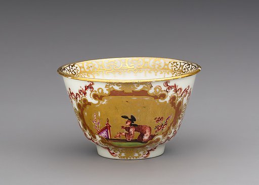 Teabowl (part of a service)