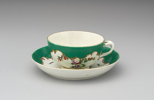 Saucer (part of a service)