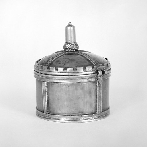 Circular box with hinged cover
