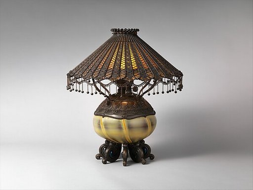 Table lamp