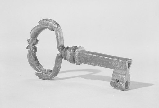 Coffer or chest key