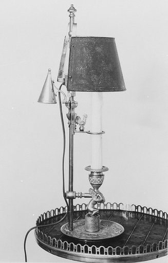 Candlestick with shade (flambeau à écran)