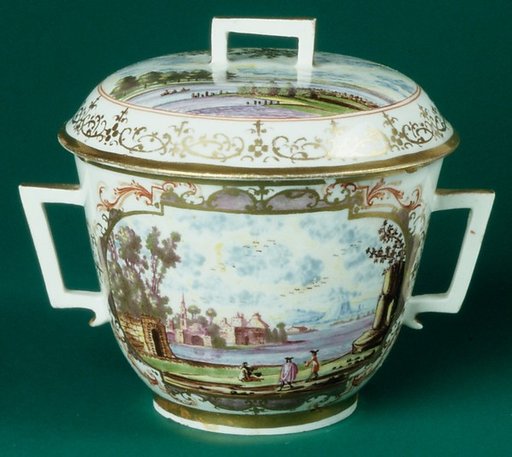 Bowl with cover (part of a set)