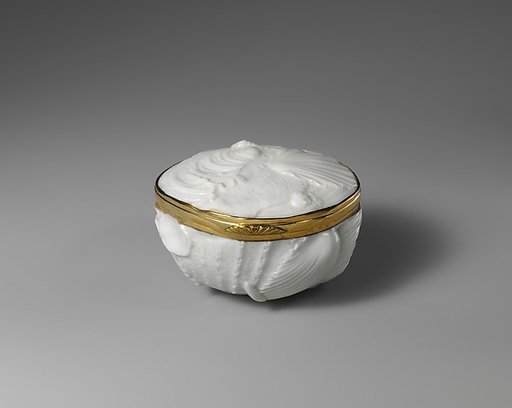 Snuffbox