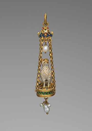 Pendant in the form of a seated cat