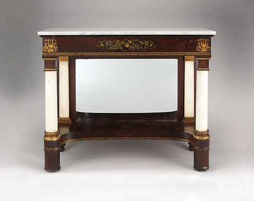 Pier Table