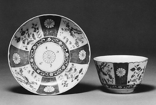 Teabowl and saucer