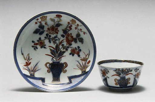 Teabowl and saucer