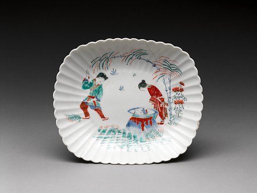 Dish with the story of "Hob in the Well"
