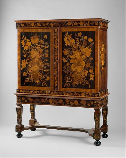 Cabinet on stand