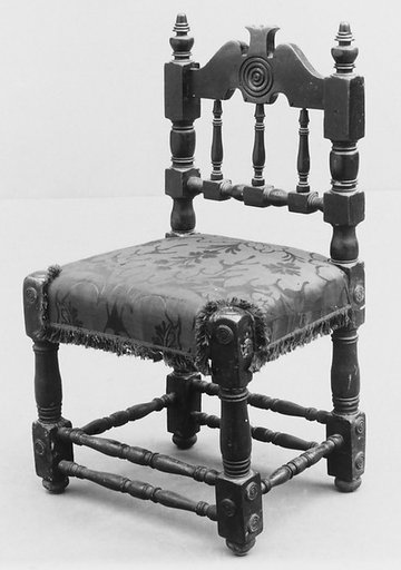 Side chair