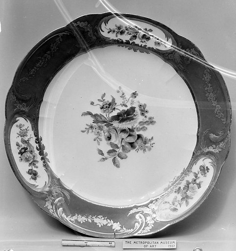 Plate (Assiette à palmes) (1 of 102) (part of a service)