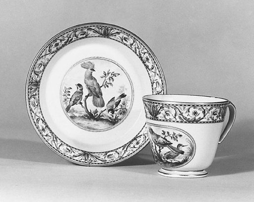 Saucer (part of a service)